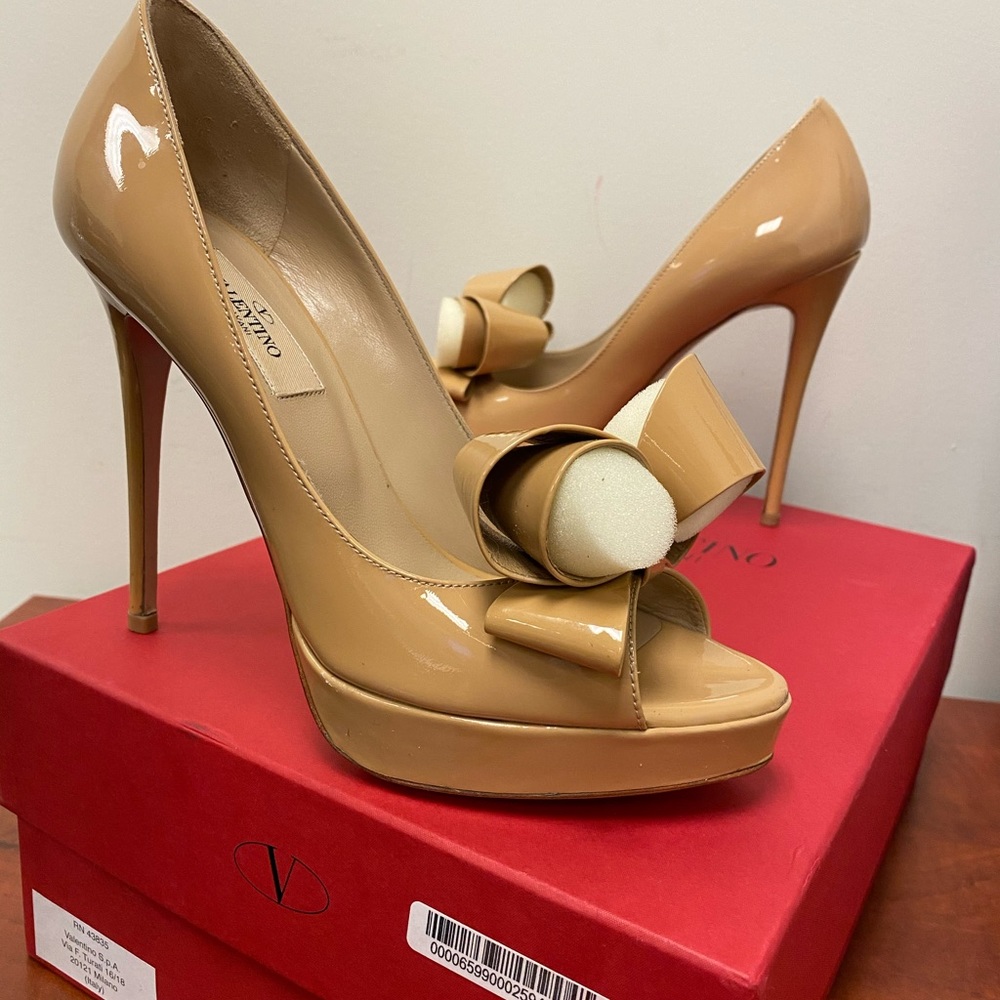 Valentino Couture Bow Peeptoes Sz 36.5